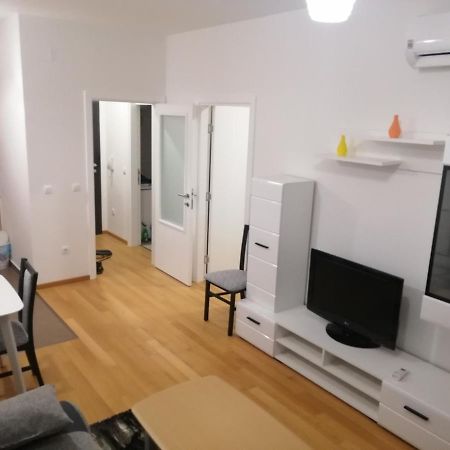 Apartman Danilo Banja Luka Buitenkant foto