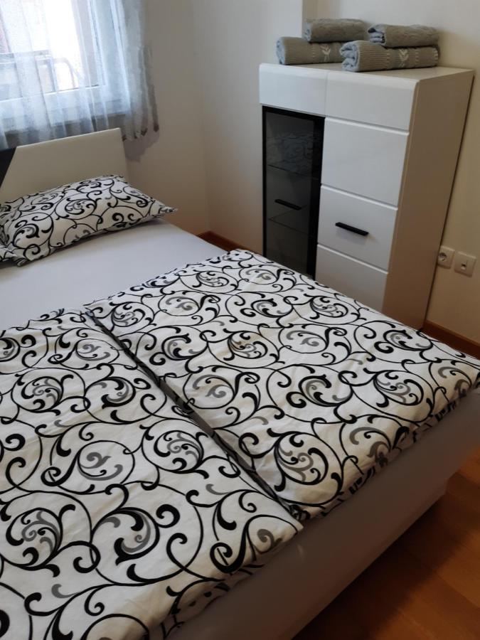 Apartman Danilo Banja Luka Buitenkant foto